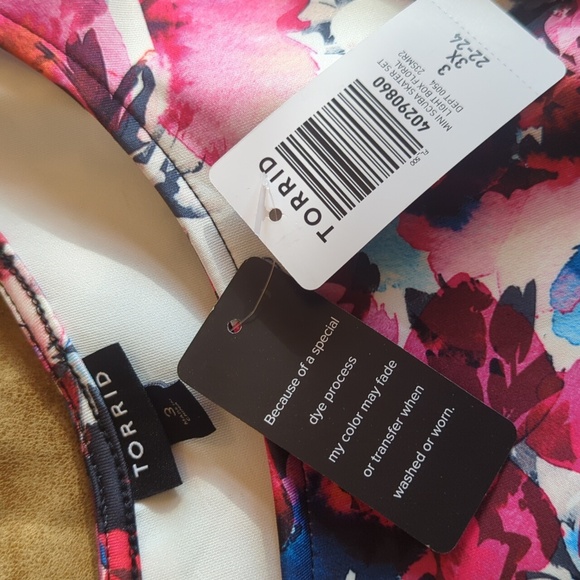 Torrid Mini Scuba Skater Top 3X - Picture 5 of 7
